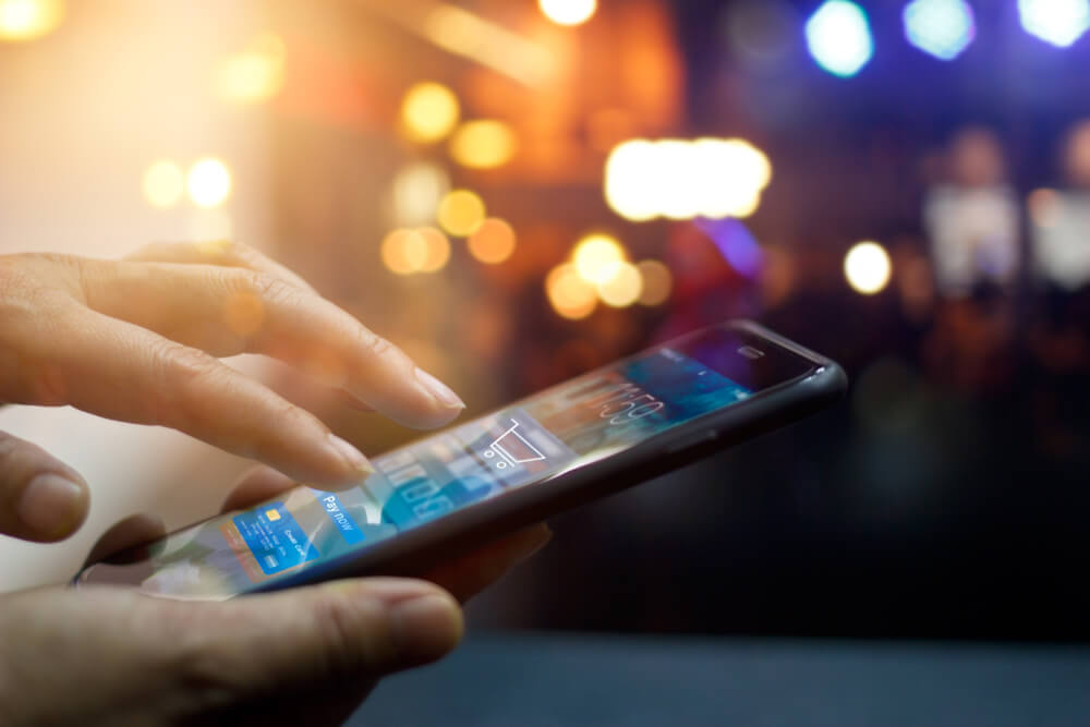 Mobile,Payment,,Man,Using,Mobile,Payments,Online,Shopping,And,Icon