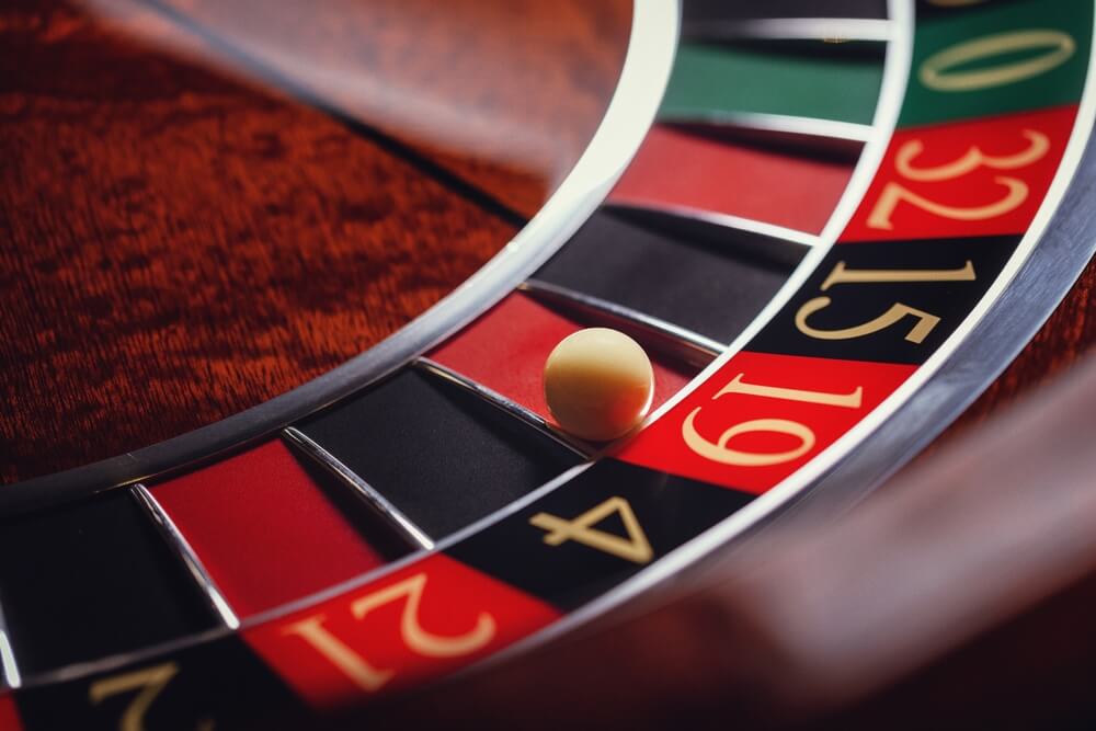 Casino,Roulette,,Close up,Of,A,Roulette,Ball,,Sectors,Red,And