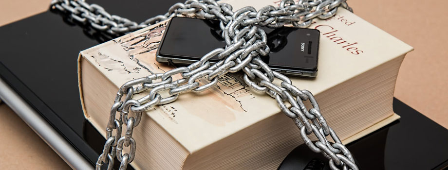 chained gadgets - 3 Privacy Tips to Be Aware of While You Play Online