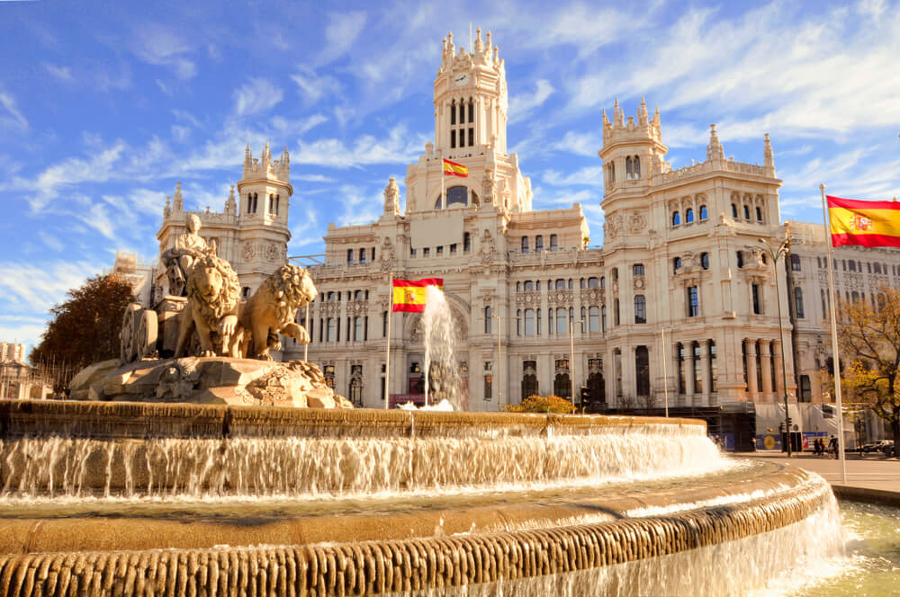 Spanien
